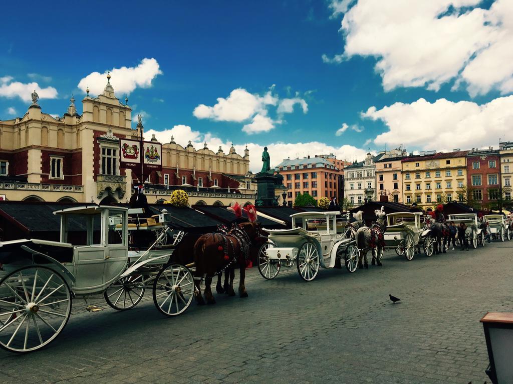 Hostel Rynek 7 Krasków Exterior foto